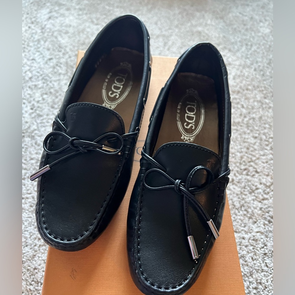 Brand new women’s Tods